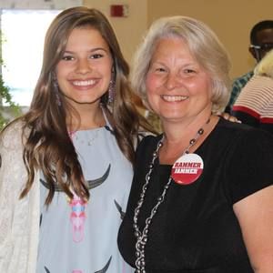 Meet your Posher, Emily